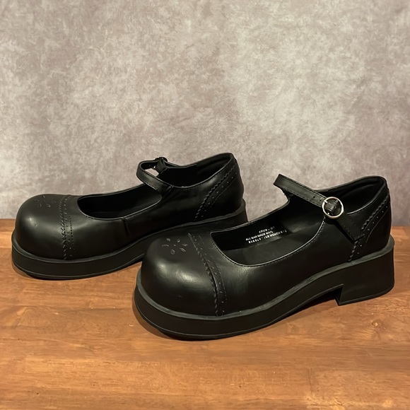 Demonia Crux vegan leather platform round toe Mary Jane size 12 - Picture 5 of 9